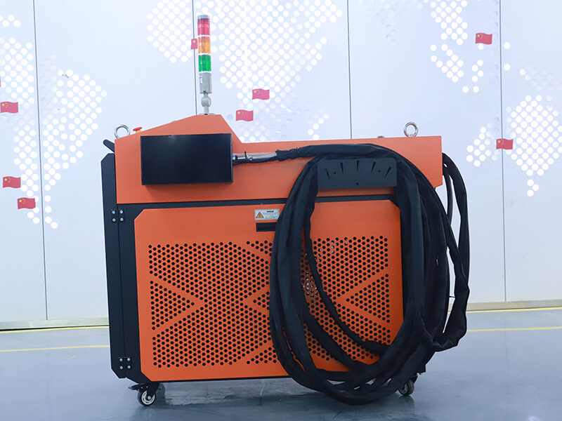 6000W-Industrial-Laser-Cleaning-System-1