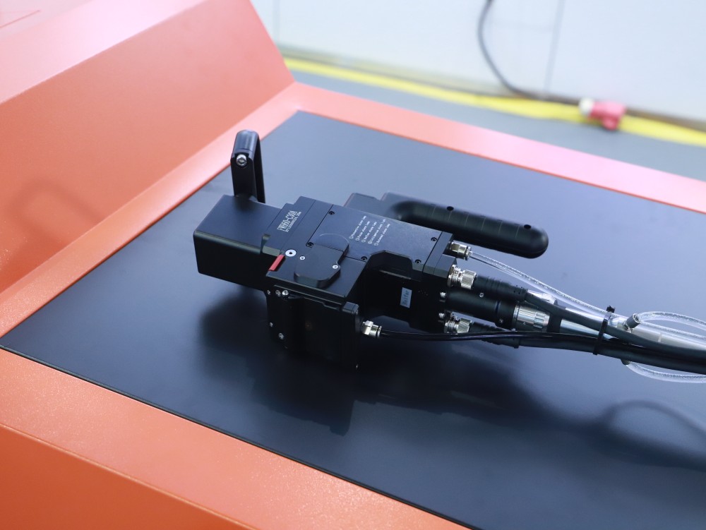 Why Choose IGOLDENLASER Laser Cleaning Machines?
